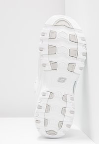 Skechers Wide Fit WIDE FIT D'LITES - Joggesko - white