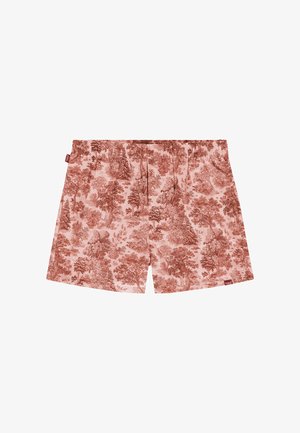 Roze short met elastische tailleband en een bruin gedetailleerd boom- en bospatroon over het hele oppervlak.