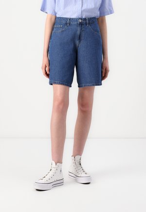 VMANKE MIX - Denim shorts - medium blue denim