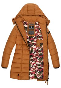 Hnedá puffa bunda s kapucňou, so zaujímavou vnútornou farebnou kamuflážou. Obsahuje zips, vertikálne prešitie a akcenty loga.