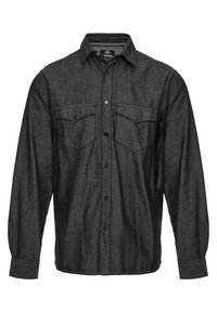 Czarna dżinsowa koszula z długim rękawem, z zapięciem na guziki z przodu, dwiema kieszeniami na piersi oraz usztywnionym kołnierzykiem. Posiada fakturowane wykończenie materiału.