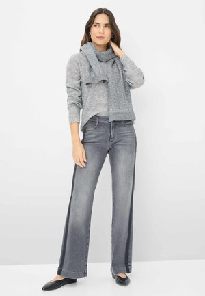 STYLE MAINE - Flared jeans - used light grey
