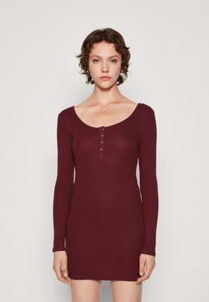 Pieces PCKITTI DRESS - Φόρεμα από ζέρσεϊ - tawny port