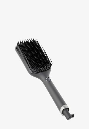 Brosse électrique noire pour lisser les cheveux avec tête de poils rectangulaire, bouton d'alimentation sur la poignée et cordon attaché.