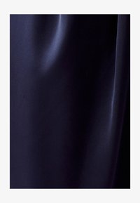 Neizbrano, navy blue