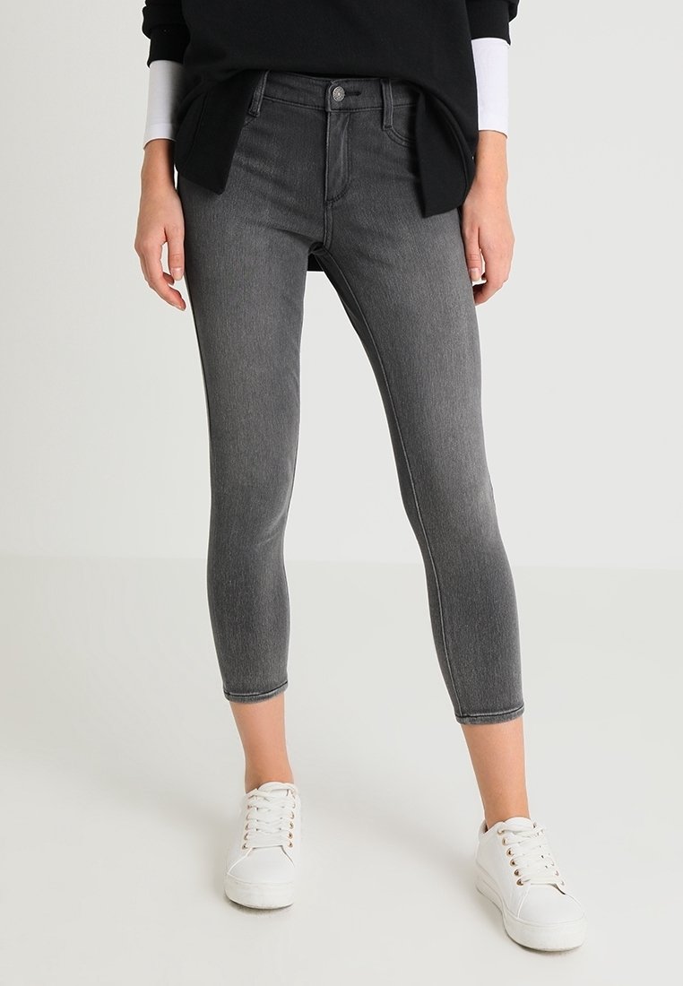 GAP Džegíny - grey denim