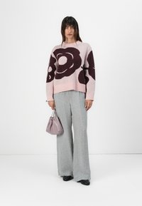 Marimekko VIRTAUS TUMMA - Pulóver - light pink/wine red