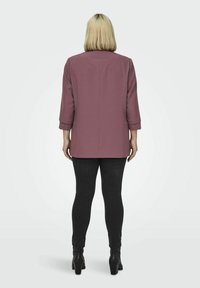 ONLY Carmakoma CARELLY 3/4 LIFE - Īss mētelis - rose brown