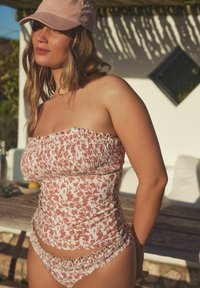 Next Bikinio viršutinė dalis - pink cream floral
