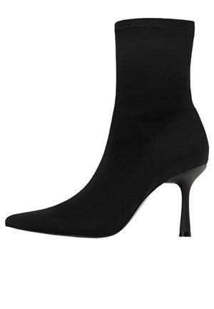 Bottines à talons hauts - black