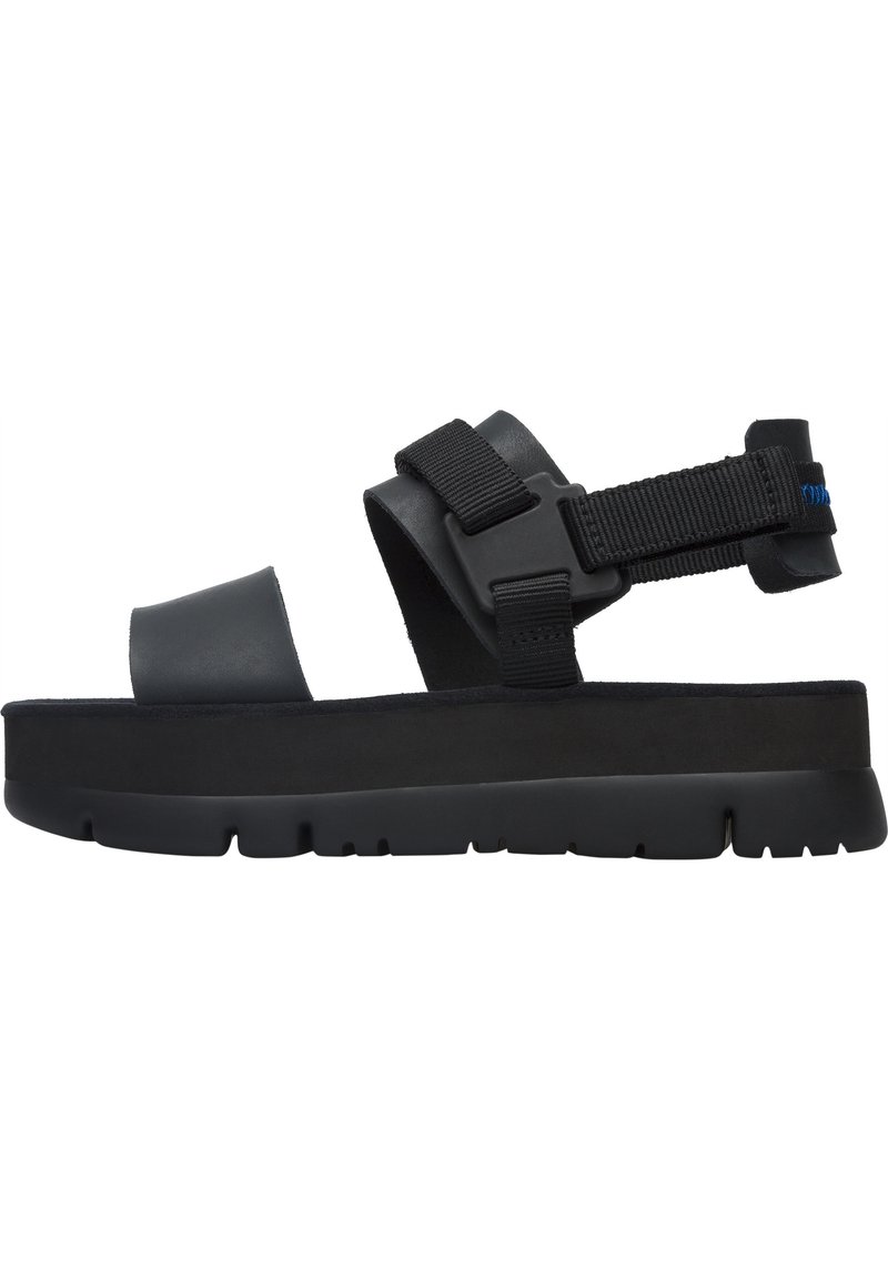 camper oruga up sandal