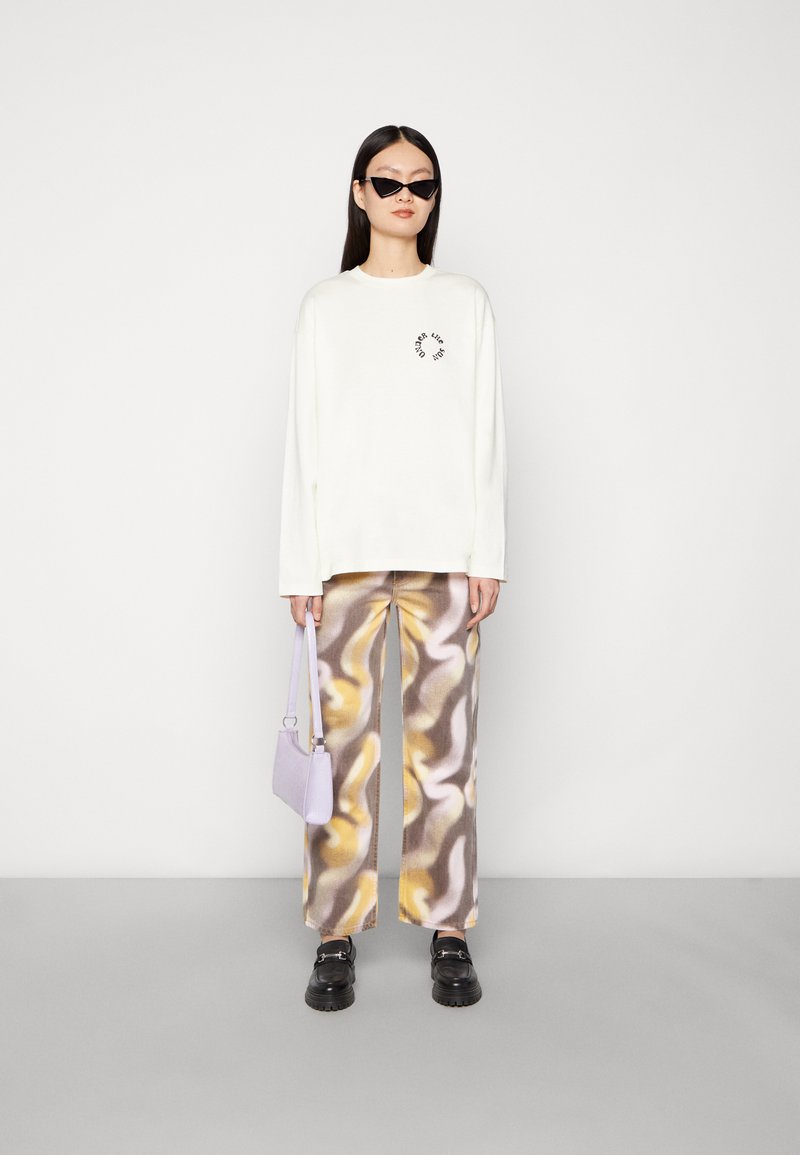EDITED FRANKIE - Camiseta de manga larga - pristine/multicolor - Zalando.es