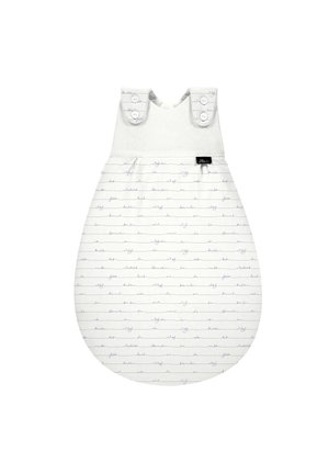 Weißer Schlafsack mit geknöpften Schulterträgern, der Linien in blauer Schreibschrift über den Körper aufweist. Abgerundeter Boden und Etikett an der Seite.