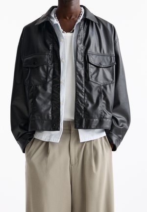 Giacca in similpelle - black