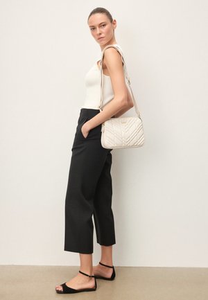 Kazar NEW RITA - Cross body bag - off white