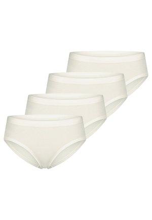 Fire ensfarvede hvide bomuldskvinders trusser arrangeret i en rykket række mod en hvid baggrund.