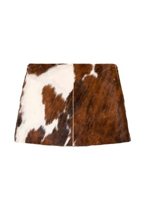 Μίνι φούστα με σχέδιο παζλ από γούνινο δέρμα αγελάδας σε καφέ και λευκό χρώμα.