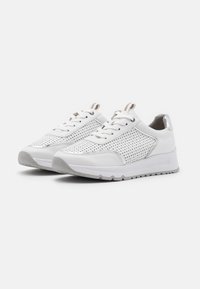 Jana Trainers - white