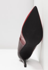 Dorothy Perkins Escarpins - red