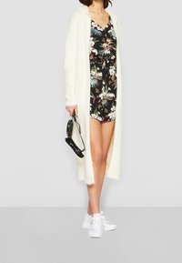 Urban Classics Strickjacke - off-white
