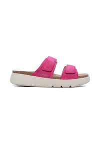 Sandali slide in suede rosa con due cinturini regolabili, sottopiede in sughero e suola in gomma bianca texturizzata.