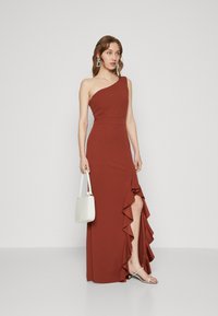 WAL G. MILLY ONE SHOULDER RUFFLE MAXI - Pidulikud riided - burnt orange