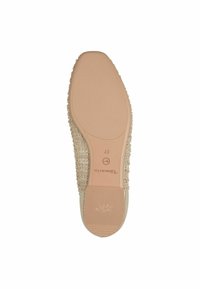 Beige liukusis batelis su audiniu viršumi, tekstūruota guma padas ir subtilus prekės ženklas ant vidpadžio. Nurodytas dydis 37.