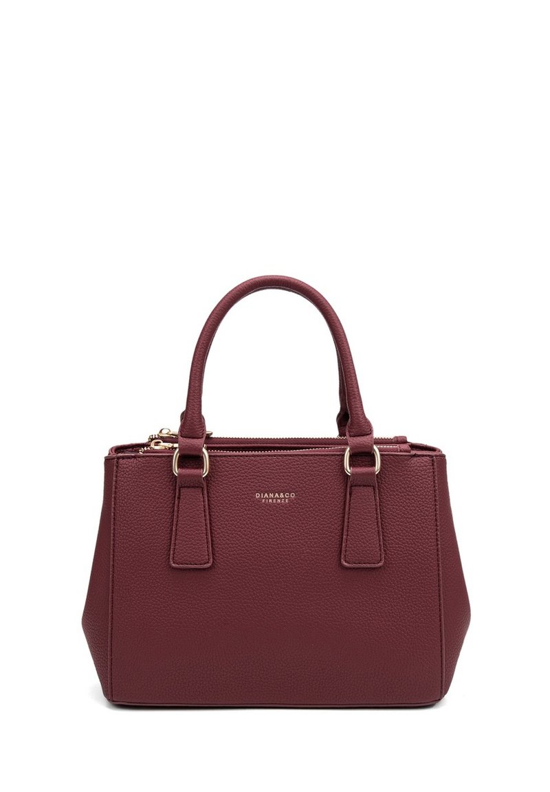 Borsa a mano in pelle sintetica bordeaux con doppio manico superiore, chiusura con zip e dettagli in metallo dorato. Superficie testurizzata e logo sul davanti.