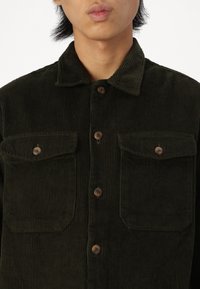 Jack & Jones JJEEDDIE  - Hemd - rosin