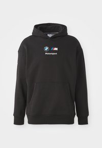 Sort hoodie lavet af blødt stof, med en front kangaroo-lomme, BMW og M Motorsport-logoer på brystet, samt farvede accenter på lommen.