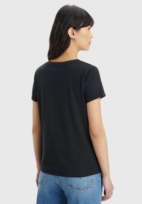 Levi's® VNECK TEE 2 PACK  - Basic T-shirt - black