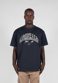 MJ Gonzales T-shirts med print - navy