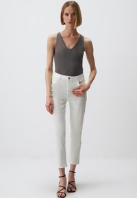 Jimmy Key - Jeansy Slim Fit