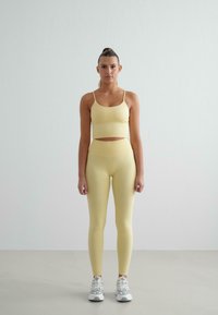 aim’n® Top - yellow