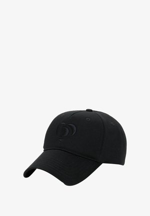 Čierna baseballová čiapka z bavlny, s vyvýšeným vyšitým logom na prednej strane, zakriveným brimmom a ventilačnými očkami.