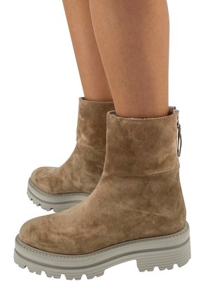 Winter boots - canela