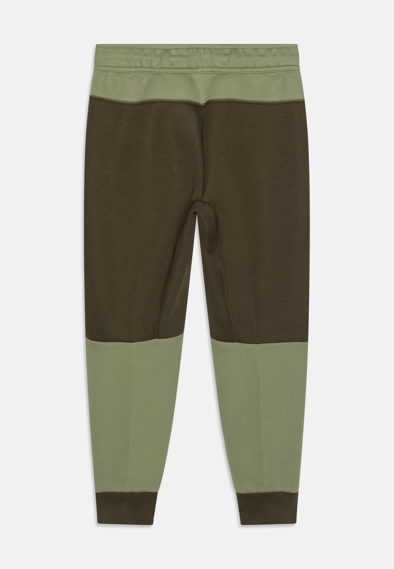 Nike Sportswear TECH FLEECE PANT Jogginghose cargo khaki/oil