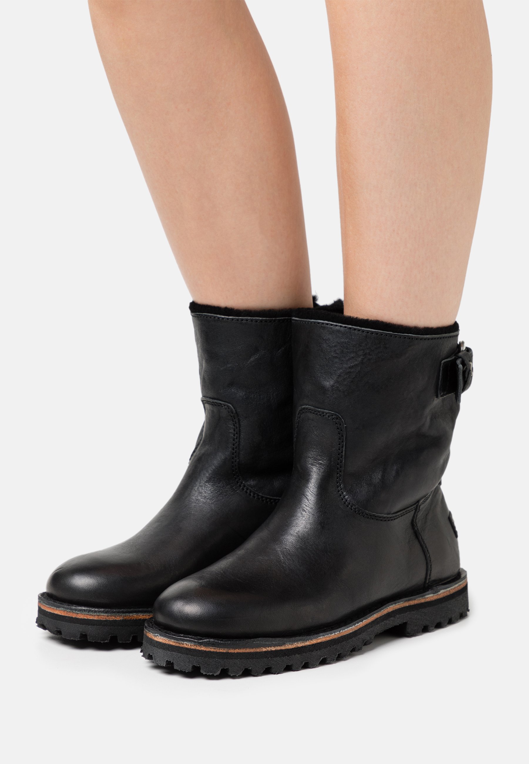 shabbies ankle boot low