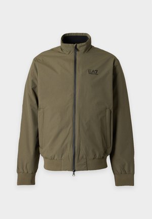 EA7 Emporio Armani, TRAIN CORE - Леко яке - kalamata