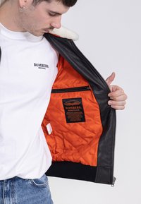 Bombers MAVERICK - Leren jas - black