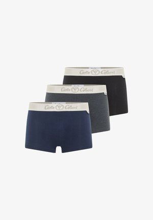 Tre par boxershorts i navy, mørkegrå og sort; alle med elastiske taljer, der har et logo. Fremstillet af blødt, strækbart stof.