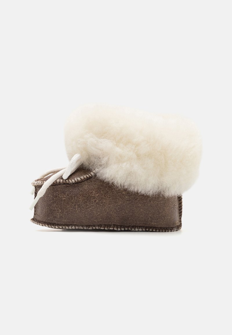 Shepherd GÄVLE UNISEX - Tøfler - oiled antique