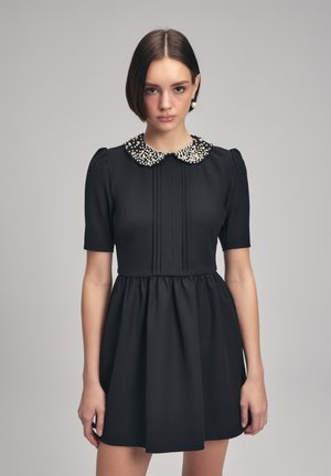 NECK DETAILED MINI  - Cocktailklänning - black