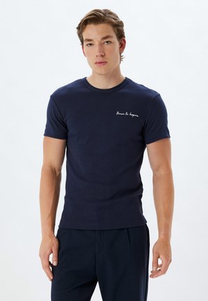 SLIM FIT - T-shirt med print - dark blue