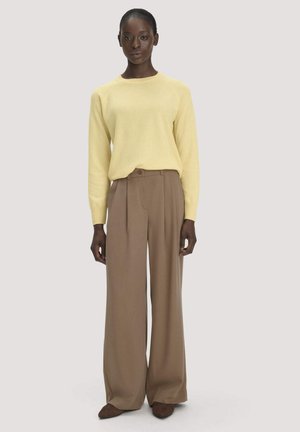hessnatur, HESSNATUR - Trousers - camelbraun