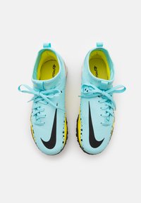 Nike Performance JR PHANTOM GT2 ACADEMY DYNAMIC FIT TF UNISEX - Botas de futebol para piso sintético - glacier ice/black/yellow strike