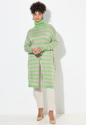 Stickad klänning - pastel green