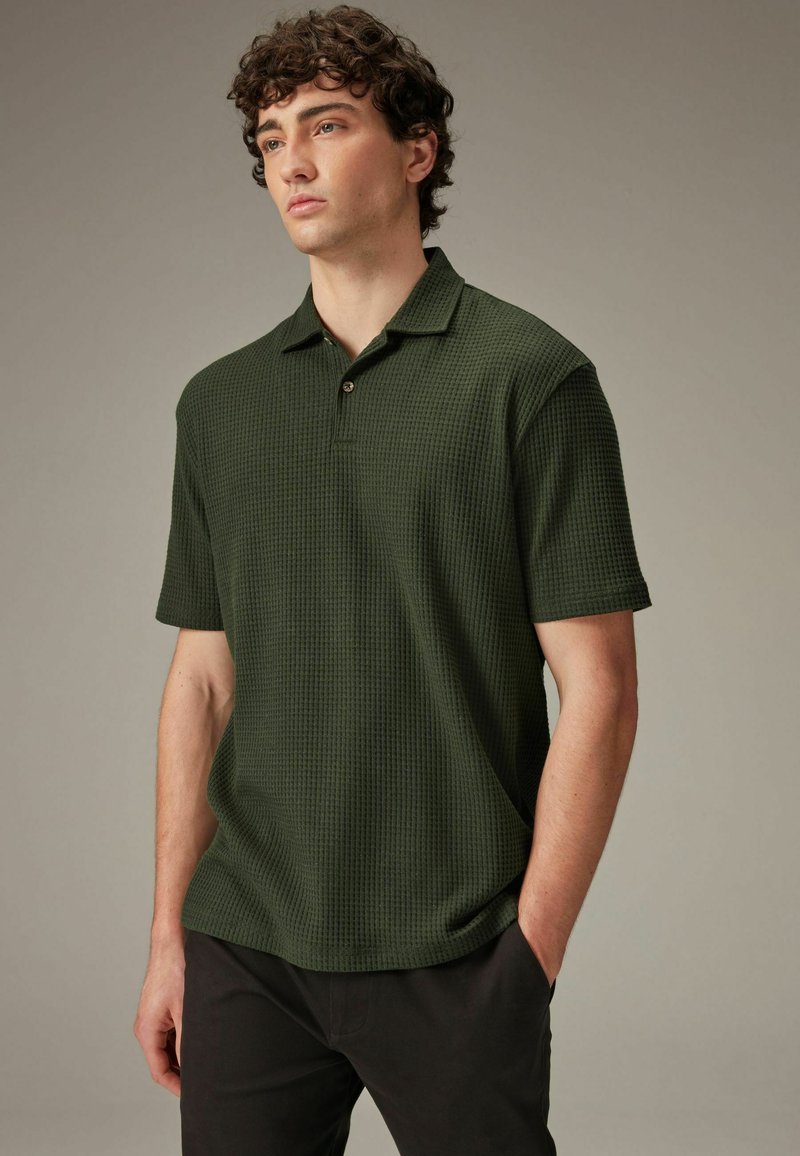 Next TEXTURED WAFFLE REGULAR FIT - Polosärk - olive green