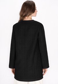 DreiMaster Pitkä takki - black