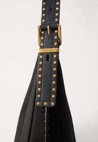 MICHAEL Michael Kors NOLITA HOBO  - Kabelka - black